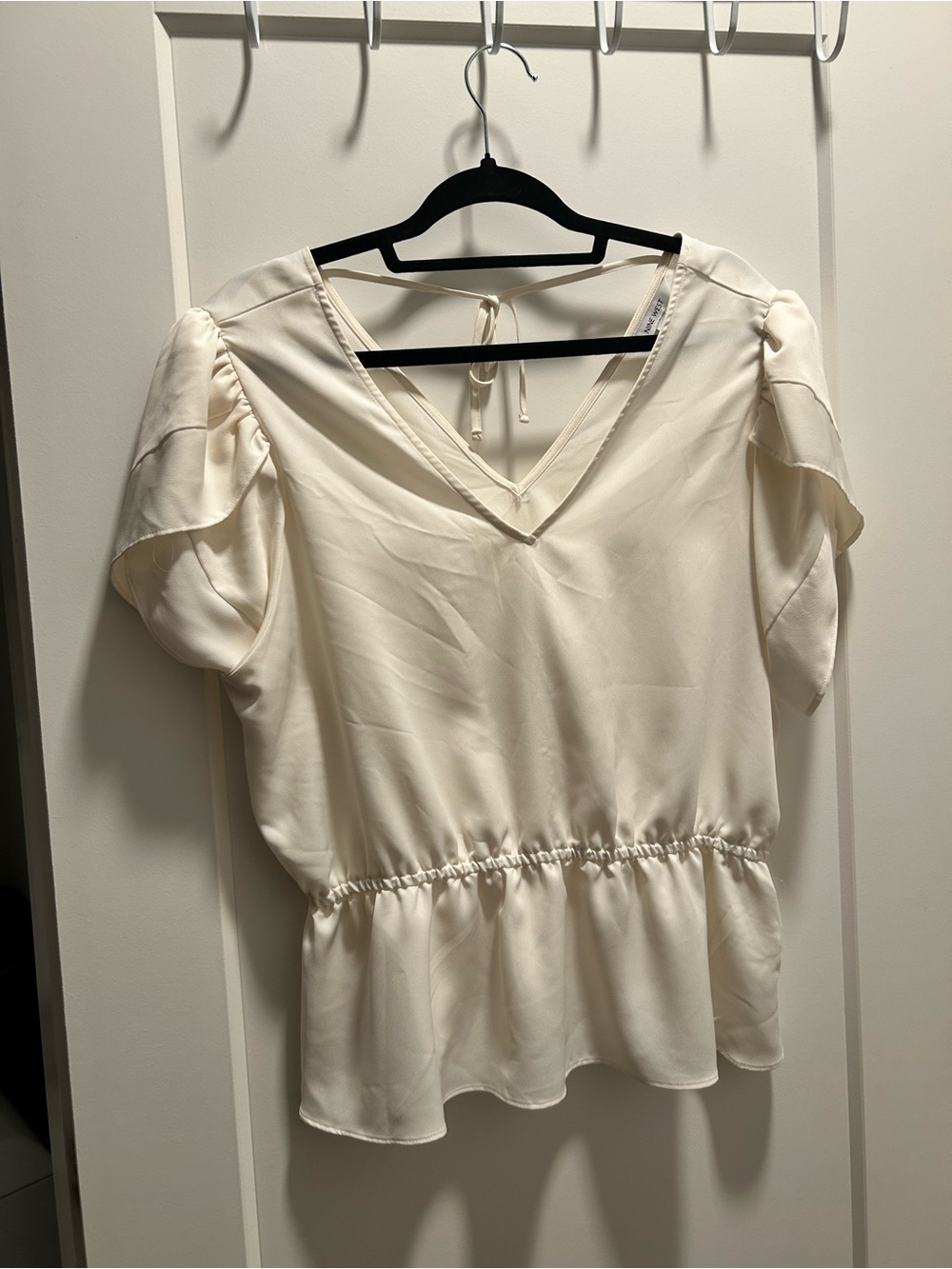 Nine West Cream V-Neck Peplum Blouse with Puff Sleeves